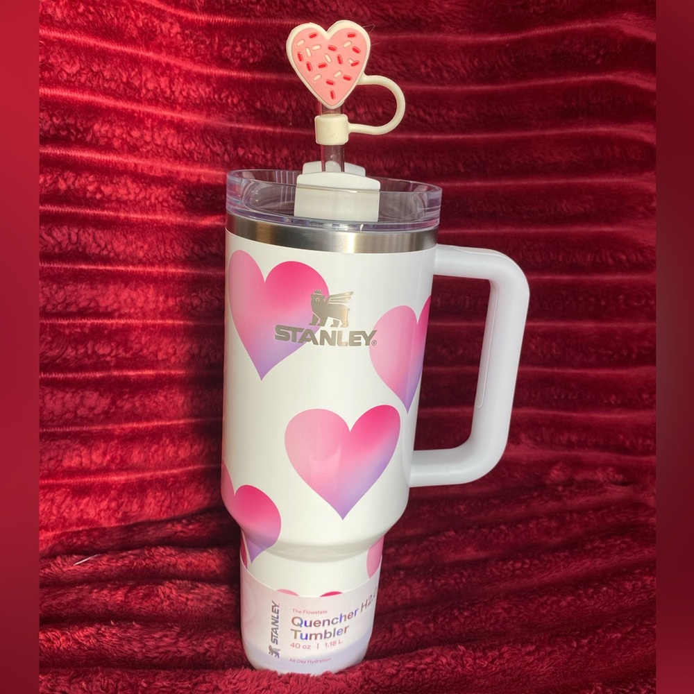 Stanley Quencher H2.0 Tumbler -Frost Heart Gradient 40oz w/ NEW straw topper